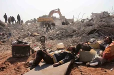 Hari Keempat Gempa Turki-Suriah:...