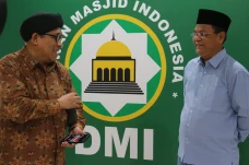 Partai Perindo Sambangi...