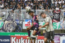Rans Nusantara FC Dikalahkan...