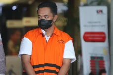 Perpanjangan Masa Penahanan...