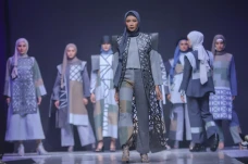 7 Koleksi Busana Muslim...