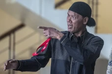 Hercules Jalani Pemeriksaan...