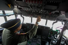 Melihat Lebih Dekat...