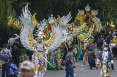 Fashion Carnaval Sasirangan...