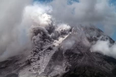 Erupsi Gunung Merapi...