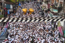 Potret Puncak Ziarah...