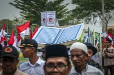 Kemeriahan Pawai MTQ...