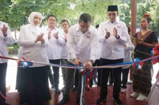 HT Resmikan Kantor Badan...