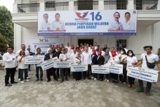 Penyerahan Bantuan Gerobak...