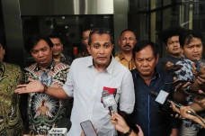 Wamenkumham Klarifikasi...