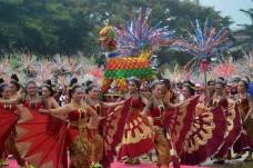 Meriahnya Karnaval Dugderan...