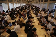 Begini Suasana Buka...