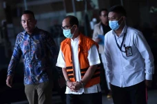 Hakim Agung Gazalba...