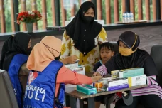 Artha Graha Peduli Gelar...