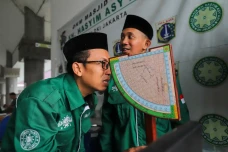 Pemerintah Tetapkan...