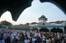 Potret Ribuan Umat Islam...