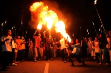 Kemeriahan Festival...