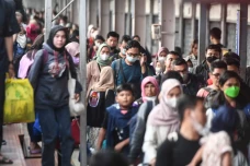 Arus Balik Stasiun Pasar...