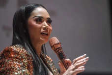 Kris Dayanti Rilis Ulang...