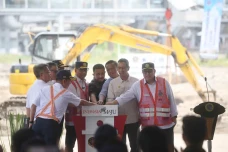 Groundbreaking Perluasan...