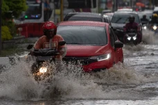 Banjir Akibat Drainase...