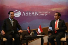 Pertemuan Bilateral...