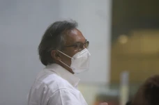 Mantan Penjabat Gubernur...