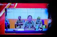 Bupati Lamongan Dongkrak...