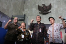 Tim Percepatan Reformasi...