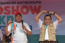 Firli Bahuri Hadiri...