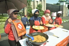 Aksi PRT Memasak Sarapan...