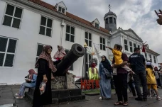 Libur Panjang Idul Adha,...