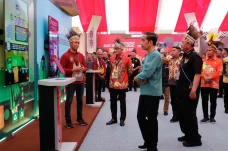 Jokowi Resmikan Papua...