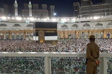 Kepadatan Masjidil Haram...