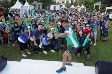 Manulife Gelar Fun Walk...
