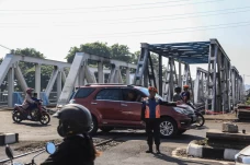 Jalur Kereta Semarang...