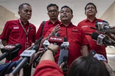 DPP PDIP Laporkan Rocky...
