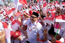 Gerakan 10 Juta Bendera...