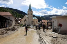 Slovenia Remuk Redam...