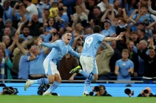 Phil Foden Gemilang,...