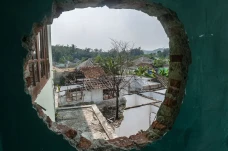 Jelang Penenggelaman...