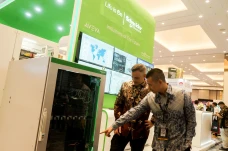 Schneider Electric Dukung...
