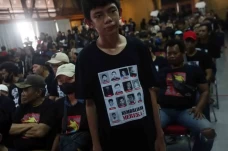 Ratusan Aktivis Hadiri...