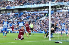 Gol Perdana James Ward-Prowse...