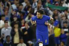 Enzo Fernandez Pecah...