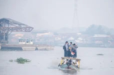 Semangat Siswa di Palembang...