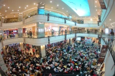 Ribuan Peserta Meriahkan...