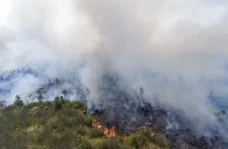 Kebakaran Hebat Hanguskan...