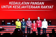 Pembukaan Rapat Kerja...