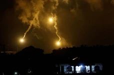 Suar Dilepas Israel...